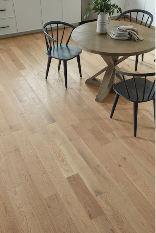 Dune Trail White Oak Solid Hardwood Flooring – 3/4" Thick x 5" Wide, Water-Resistant, Wirebrushed（1 sq.ft）